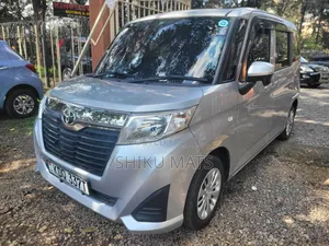 Toyota Roomy 2018