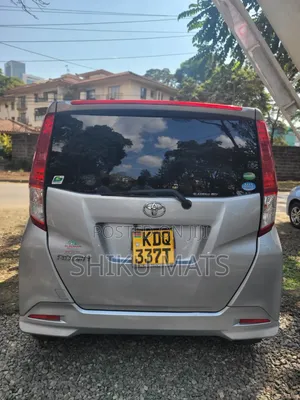 Toyota Roomy 2018