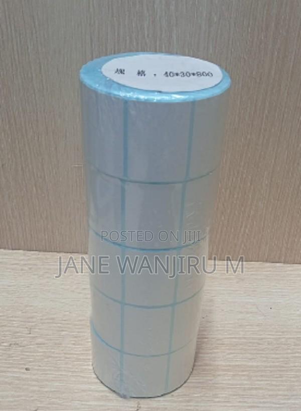 Premium 40×30mm Self-Adhesive Labels – 800 Pieces