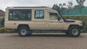 Toyota Land Cruiser 2013 Ivory
