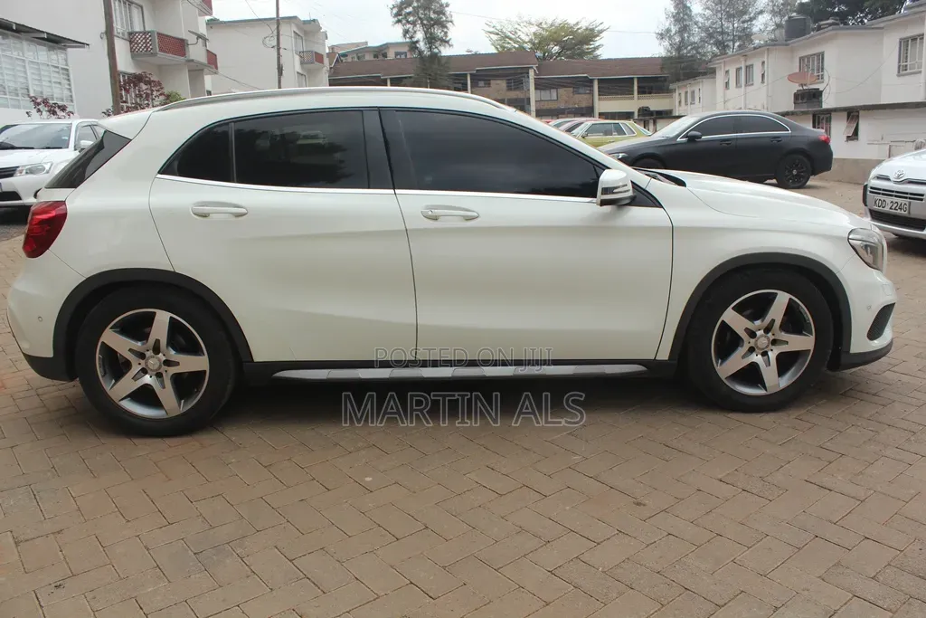 Mercedes-Benz GLA-Class 2016 White