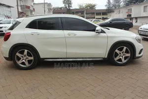 Mercedes-Benz GLA-Class 2016 White