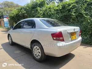 Toyota Axio 2012 Silver