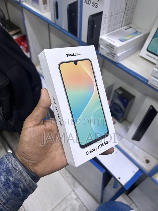 New Samsung Galaxy M36 5G 128 GB Black
