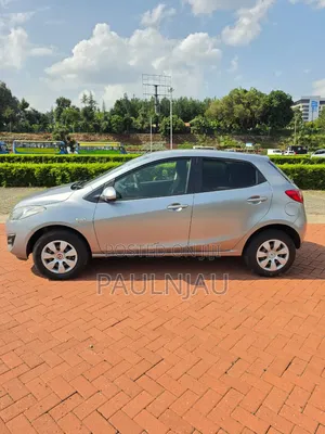 Mazda Demio 2015