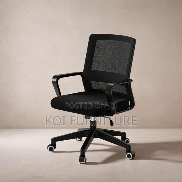 Office Chairs; Mesh Task Kaptains Chair With Lumbar Support - thumbnail 2