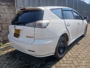 Toyota Caldina 2004 White