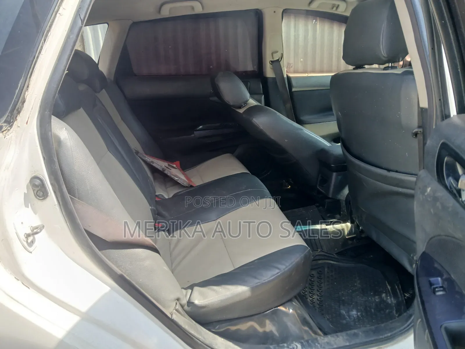Toyota Caldina 2004 White