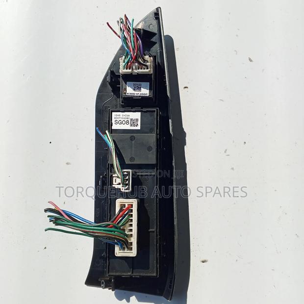 Subaru Forester New Model Window Switch - thumbnail 2