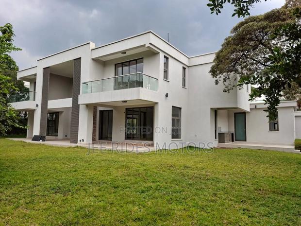 5bdrm Villa in Hardy, Nairobi Central for sale