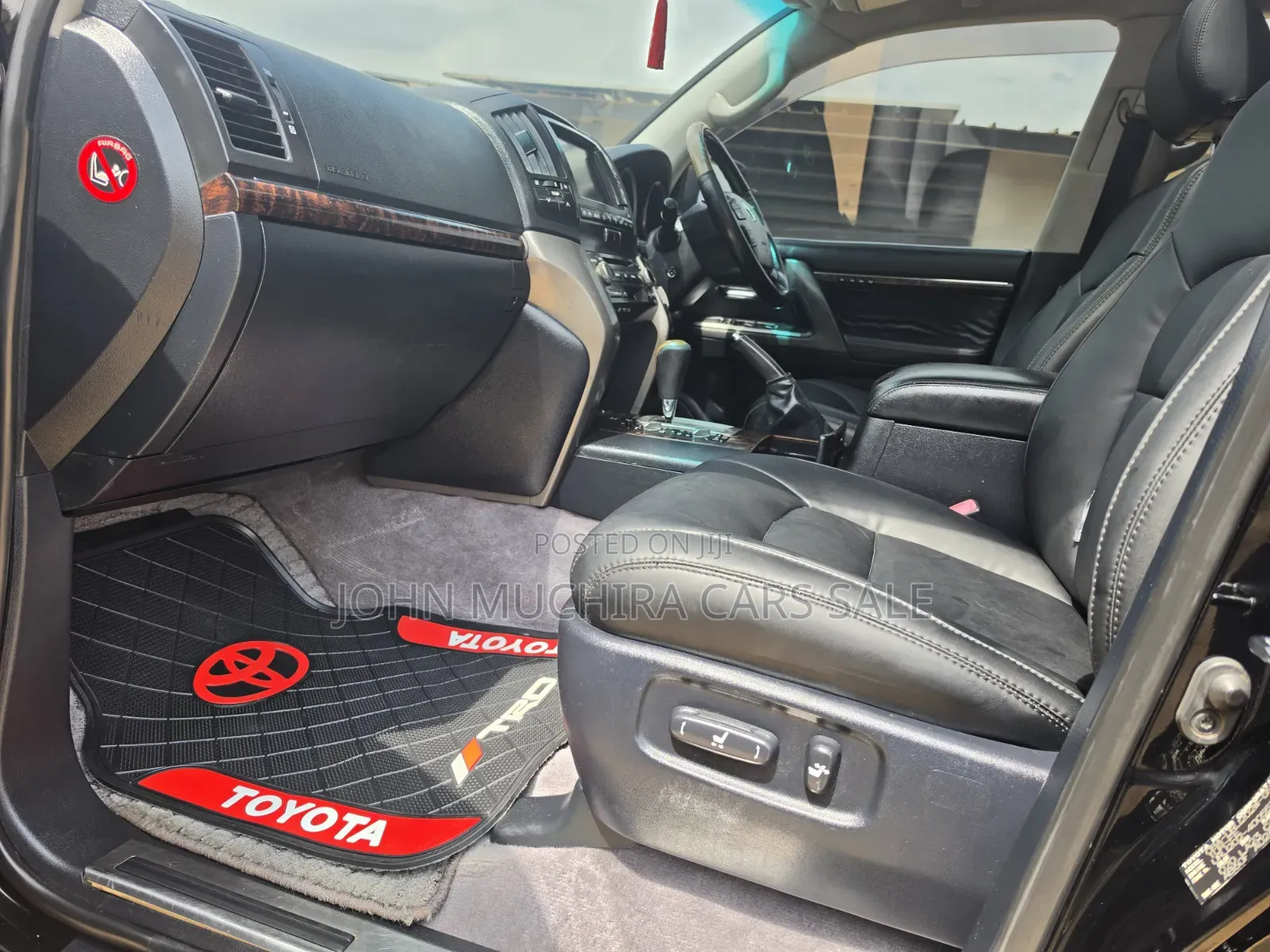 Toyota Land Cruiser 2011 Black