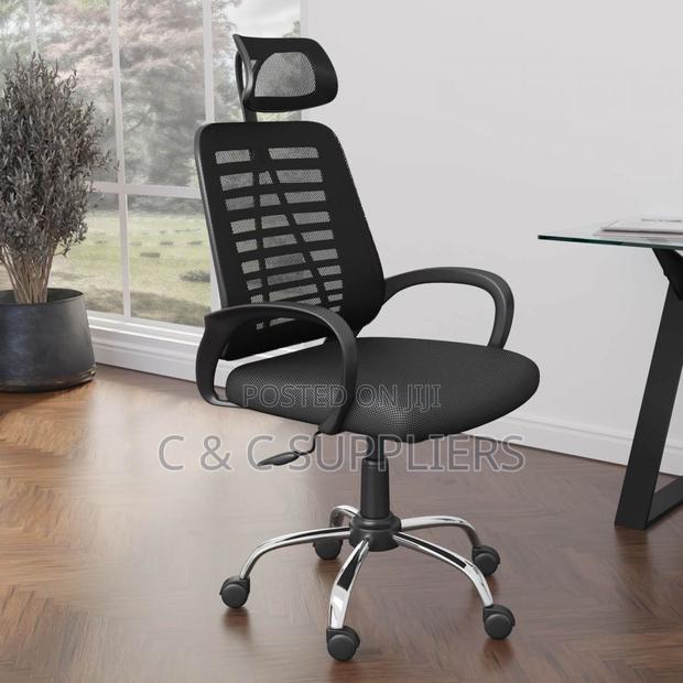Swivel Office Chair With Headrest