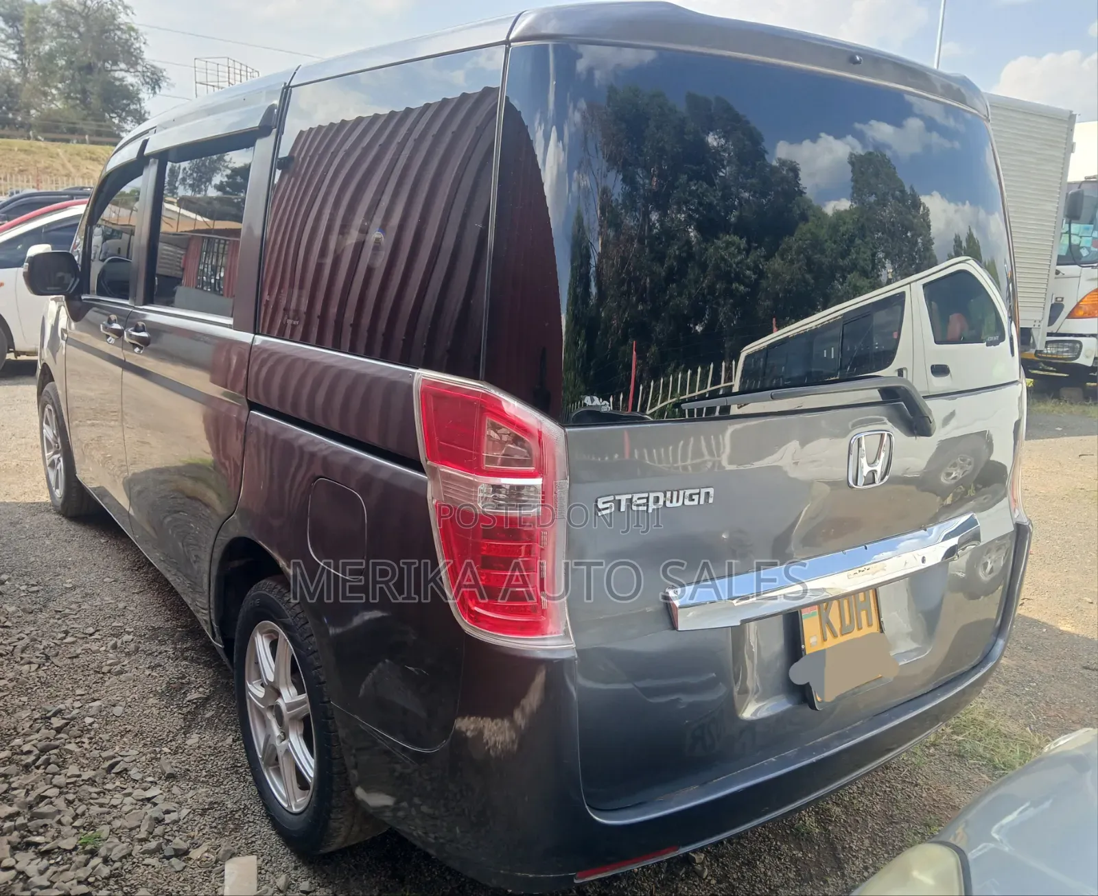 Honda Stepwgn 2014 Silver