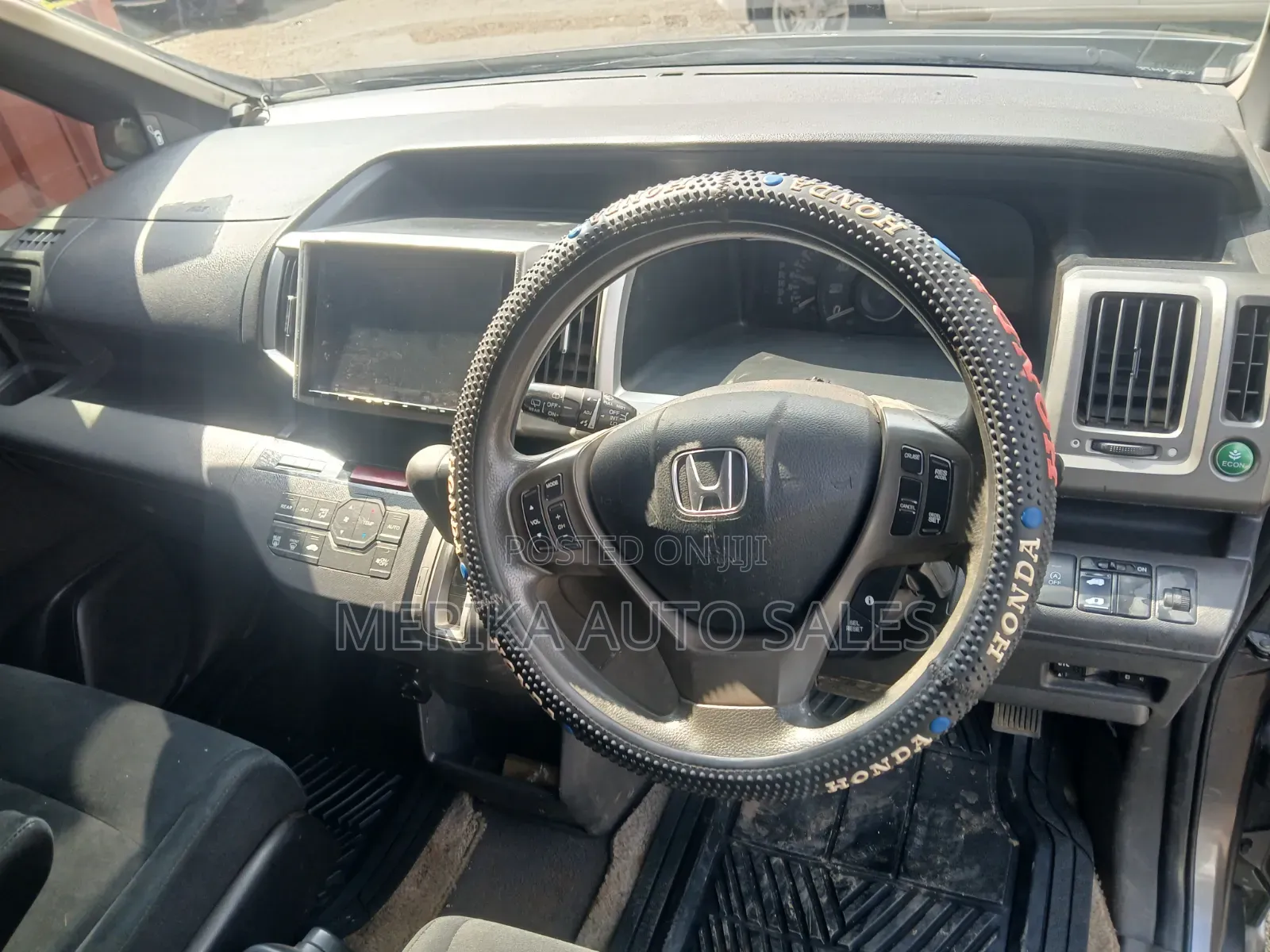 Honda Stepwgn 2014 Silver