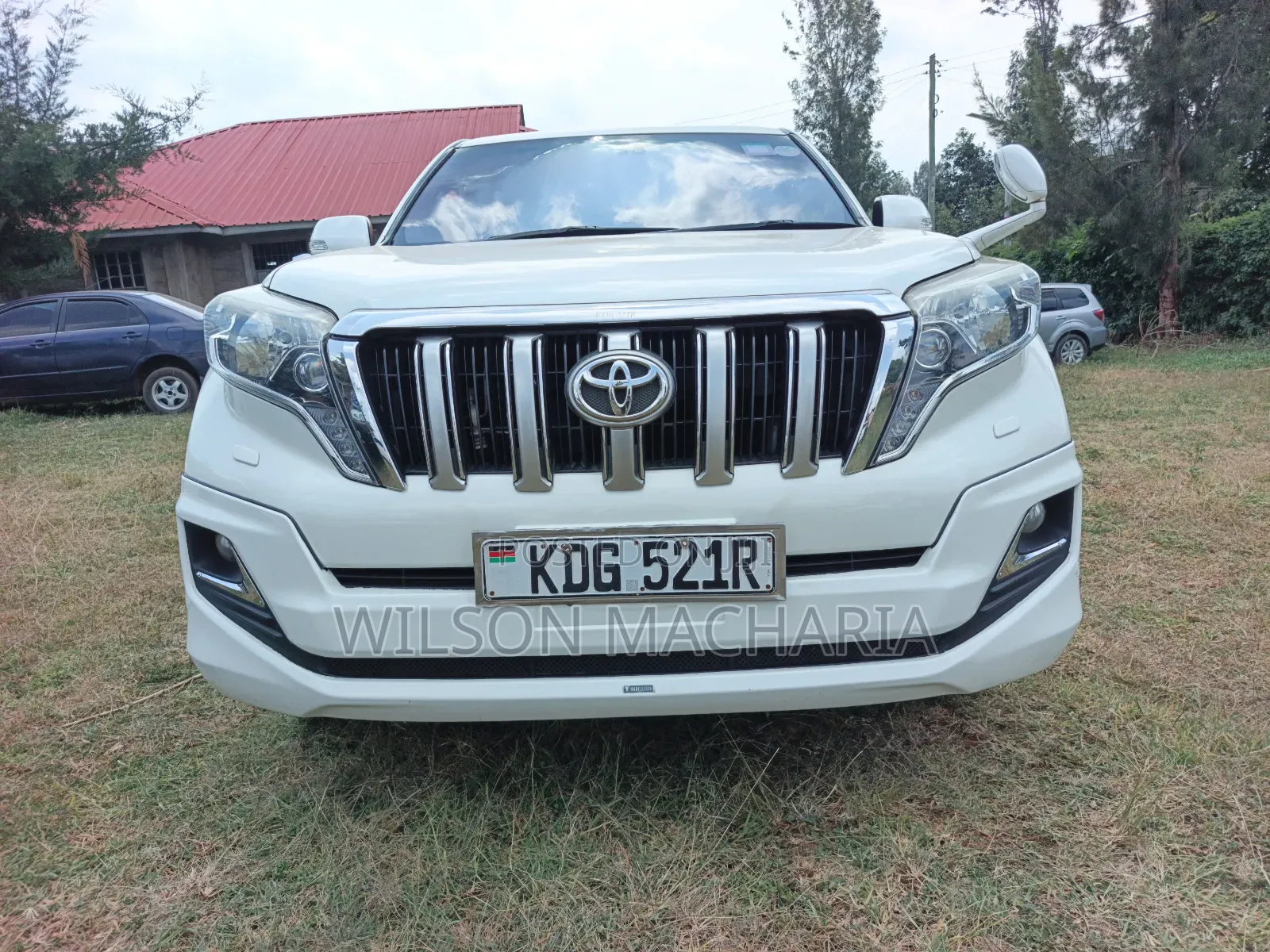 Toyota Land Cruiser Prado 2016 White