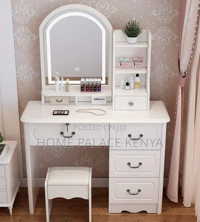 Vanity Set: Snow White Dressing Vanity With Black Handles