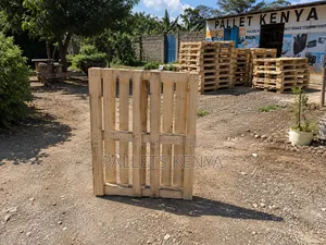 Quality Wood Pallet- Heavy-Duty Standard Pallet. 09