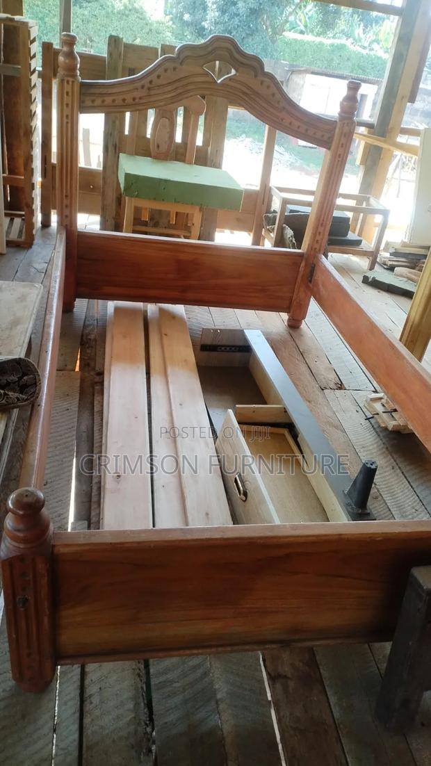 4*6 Wooden Bed - thumbnail 3