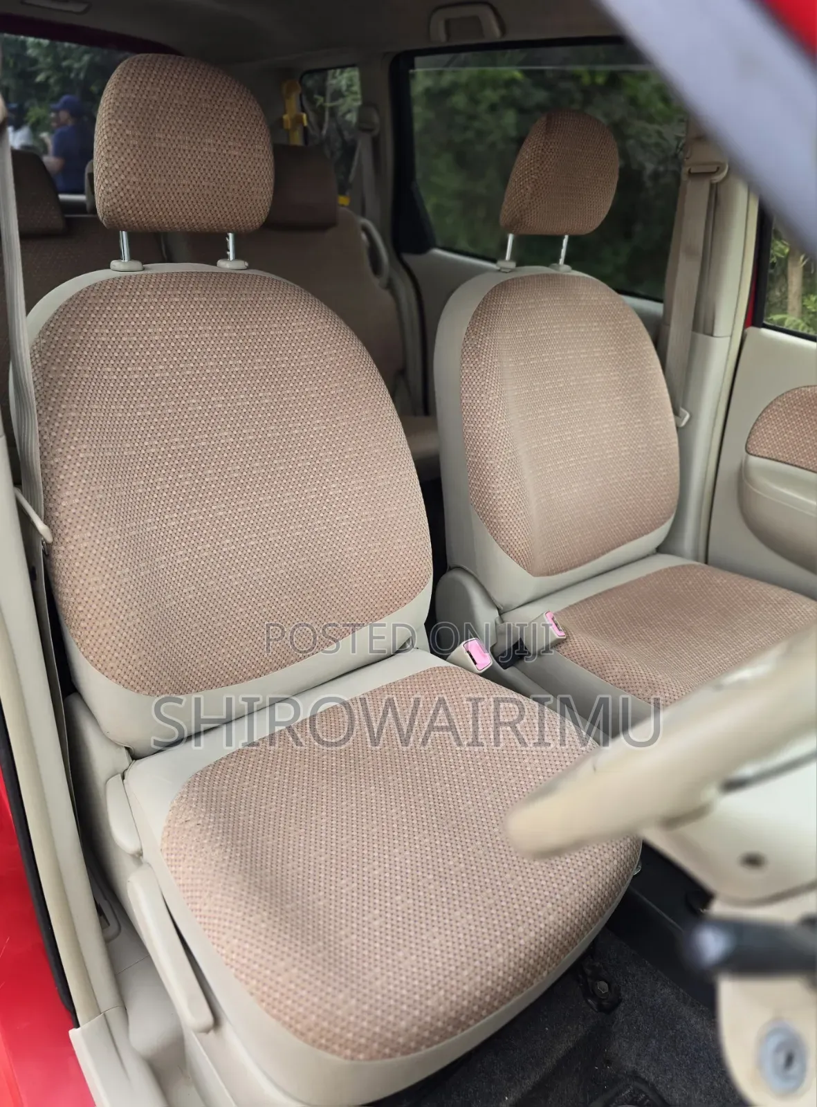 Toyota Sienta 2014 Red