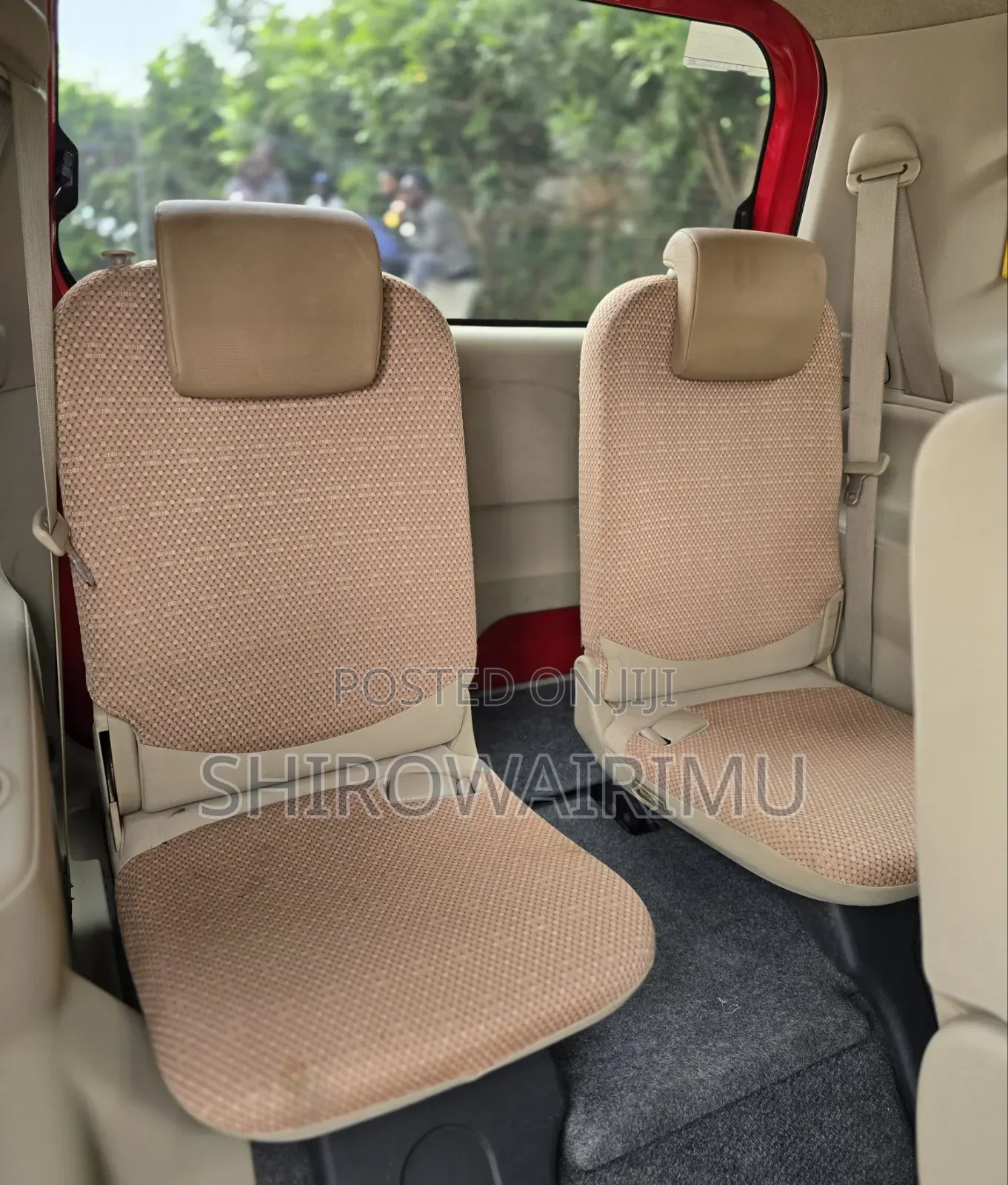 Toyota Sienta 2014 Red