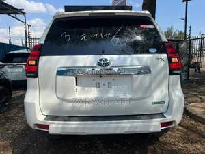 Toyota Land Cruiser Prado 2020 White