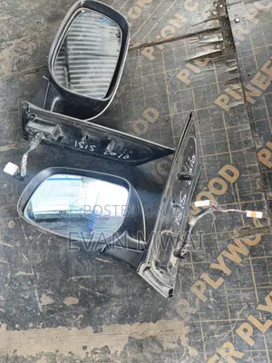 Toyota Isis 2010 Side Mirror Left Only