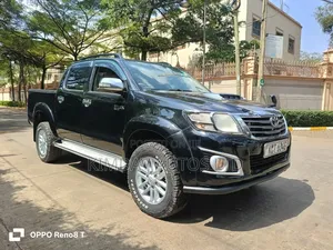 Toyota Hilux 2012 Black