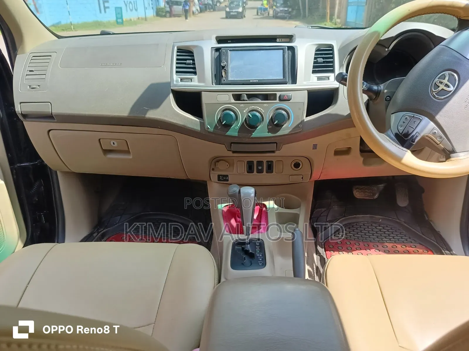 Toyota Hilux 2012 Black