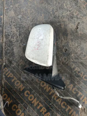 Toyota Kruger 2010 Side Mirror Right Only 3wrs