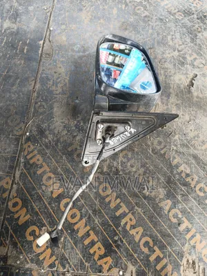 Toyota Kruger 2010 Side Mirror Right Only 3wrs