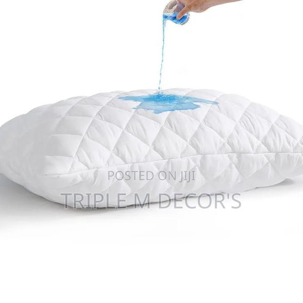 Hypoallergenic Pillow Protector - thumbnail 2