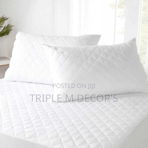 Waterproof Zippered Pillow Covers/Protector - thumbnail 2