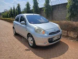 Nissan March 2012 Silver