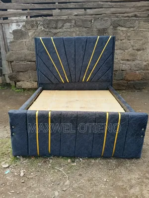5 by 6 Chester Bed