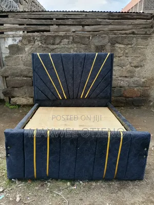 5 by 6 Chester Bed