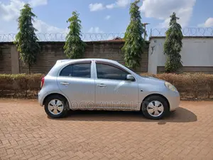 Nissan March 2012 Silver