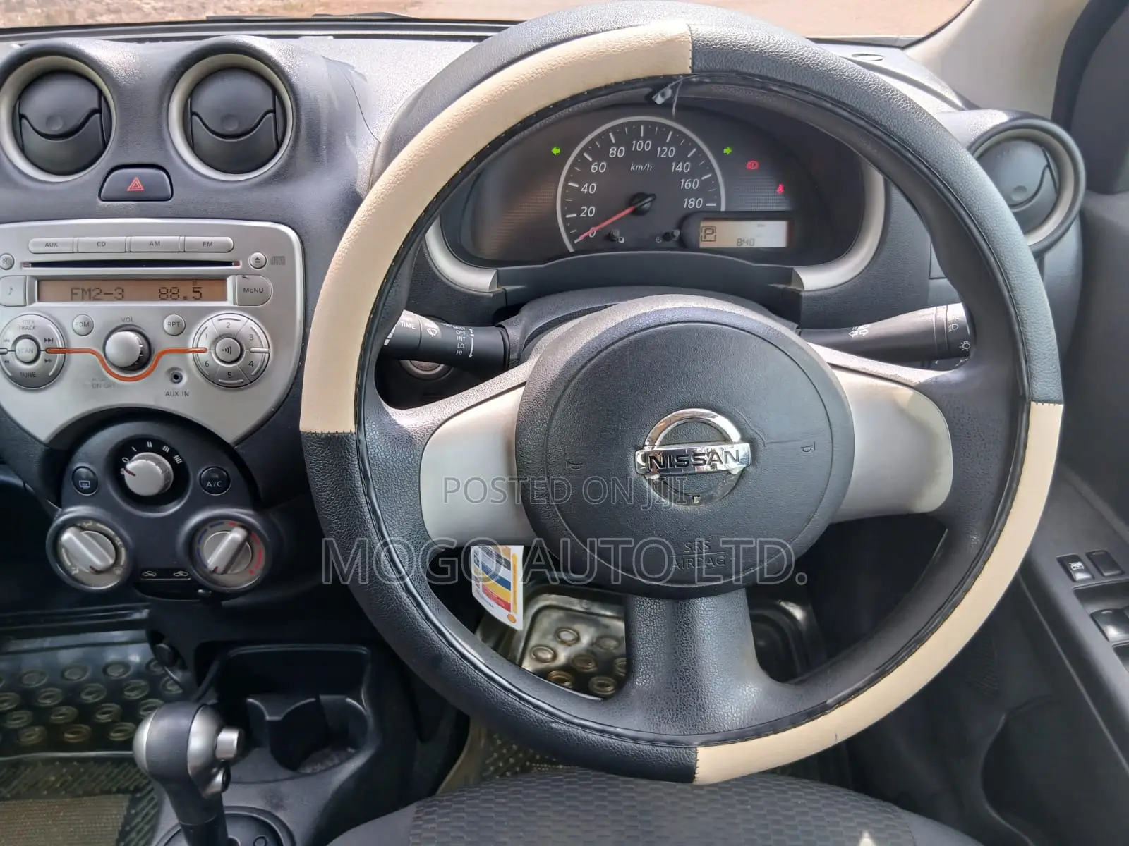 Nissan March 2012 Silver