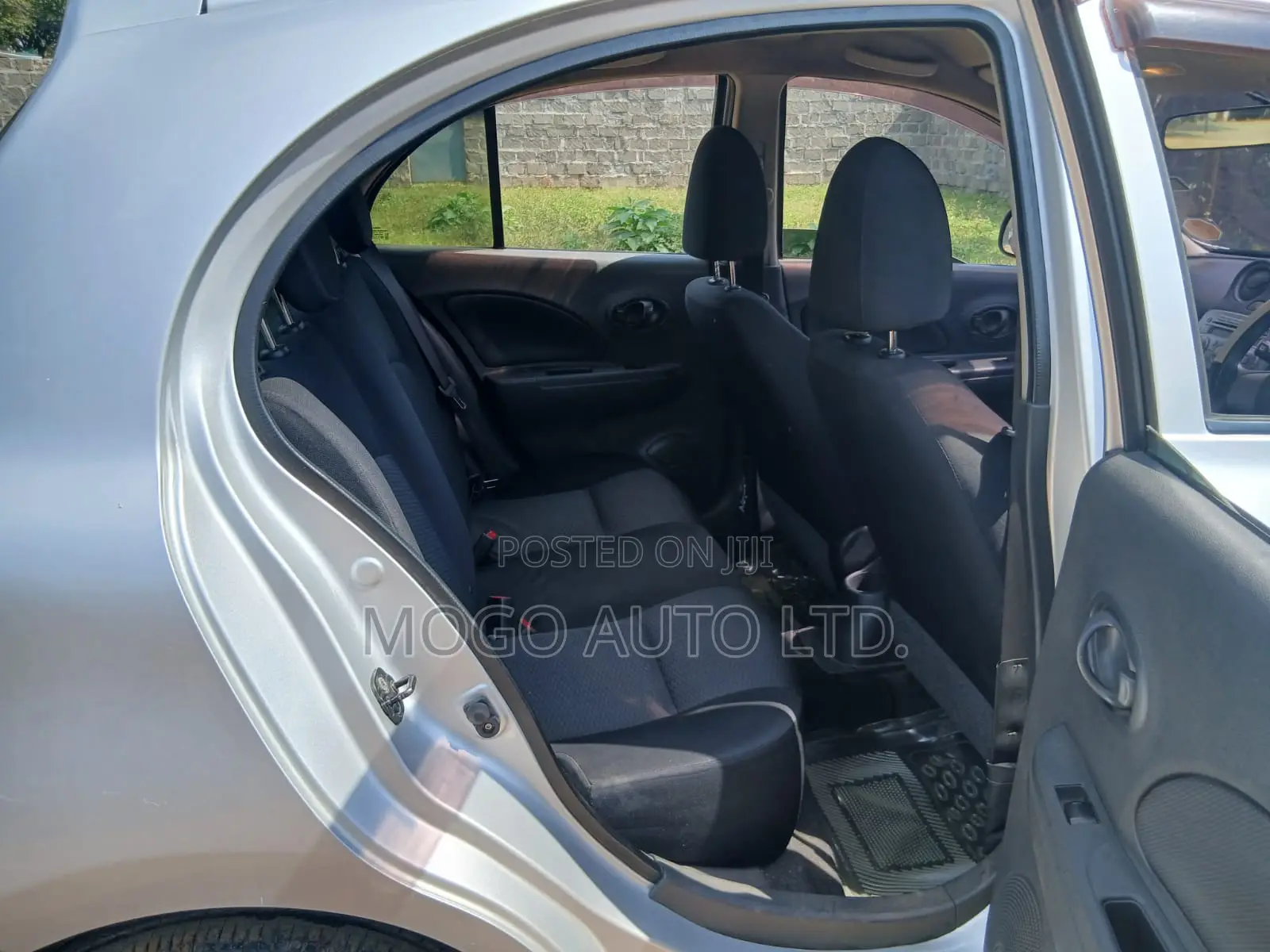 Nissan March 2012 Silver