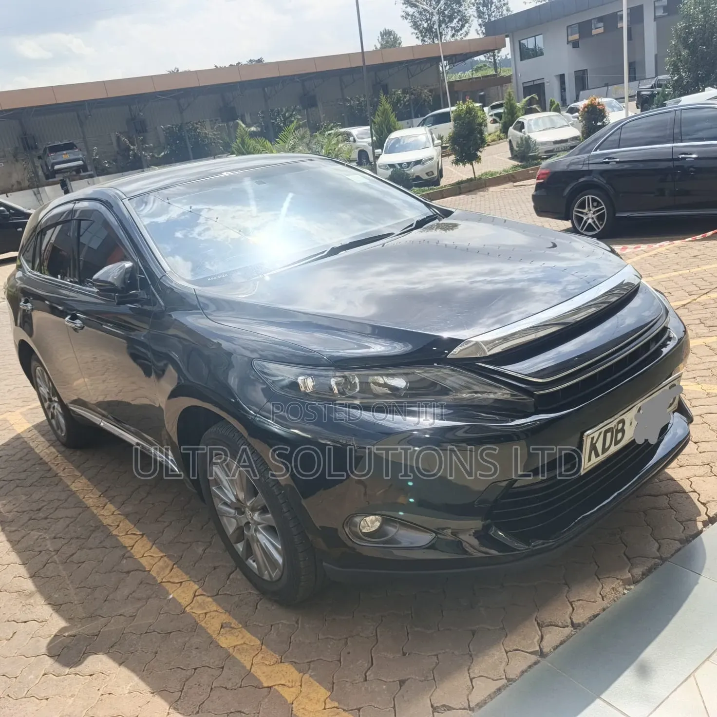 Toyota Harrier 2014 Black