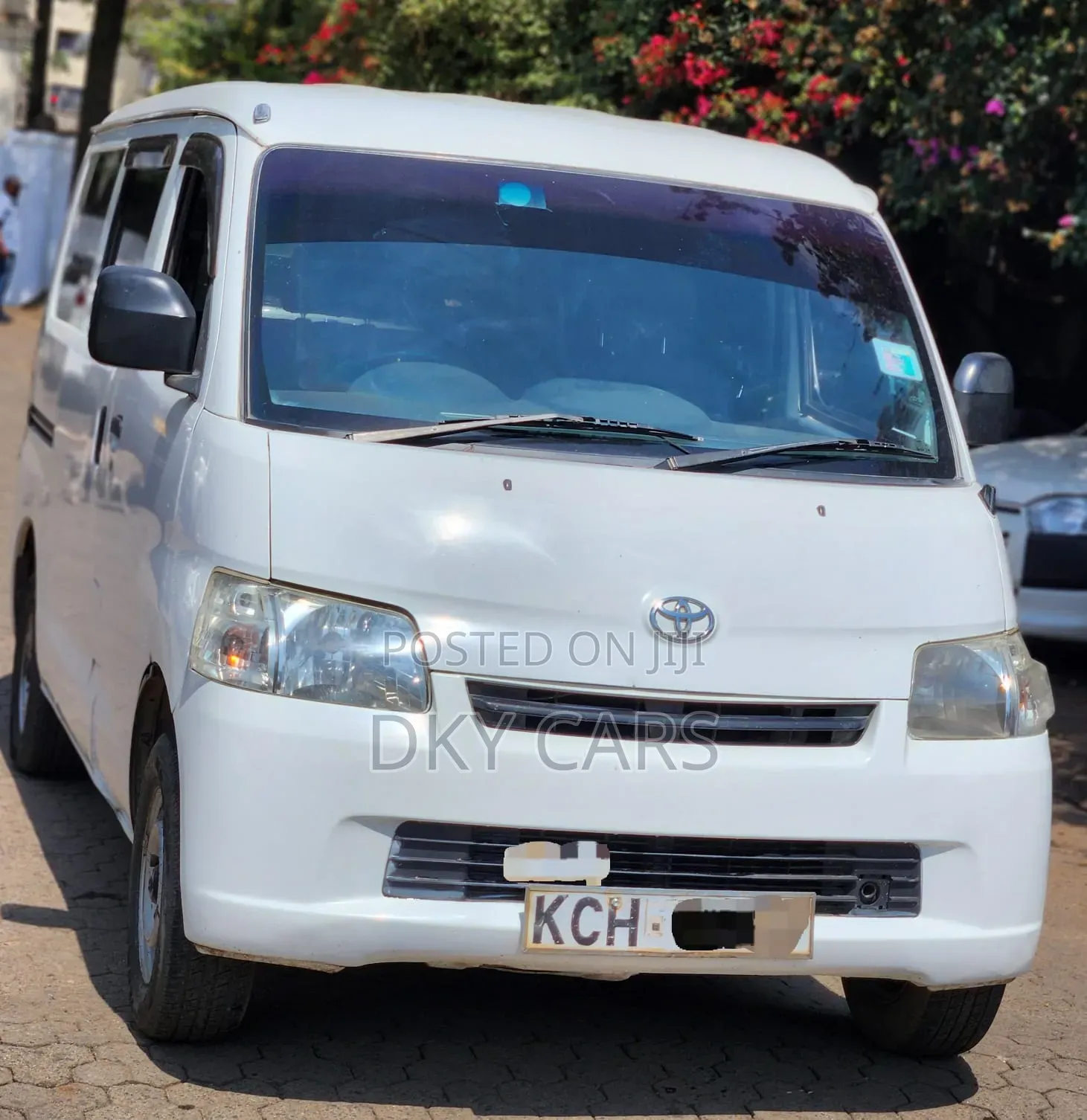 Toyota TownAce 2011 White