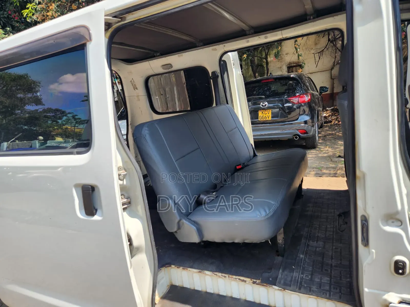 Toyota TownAce 2011 White