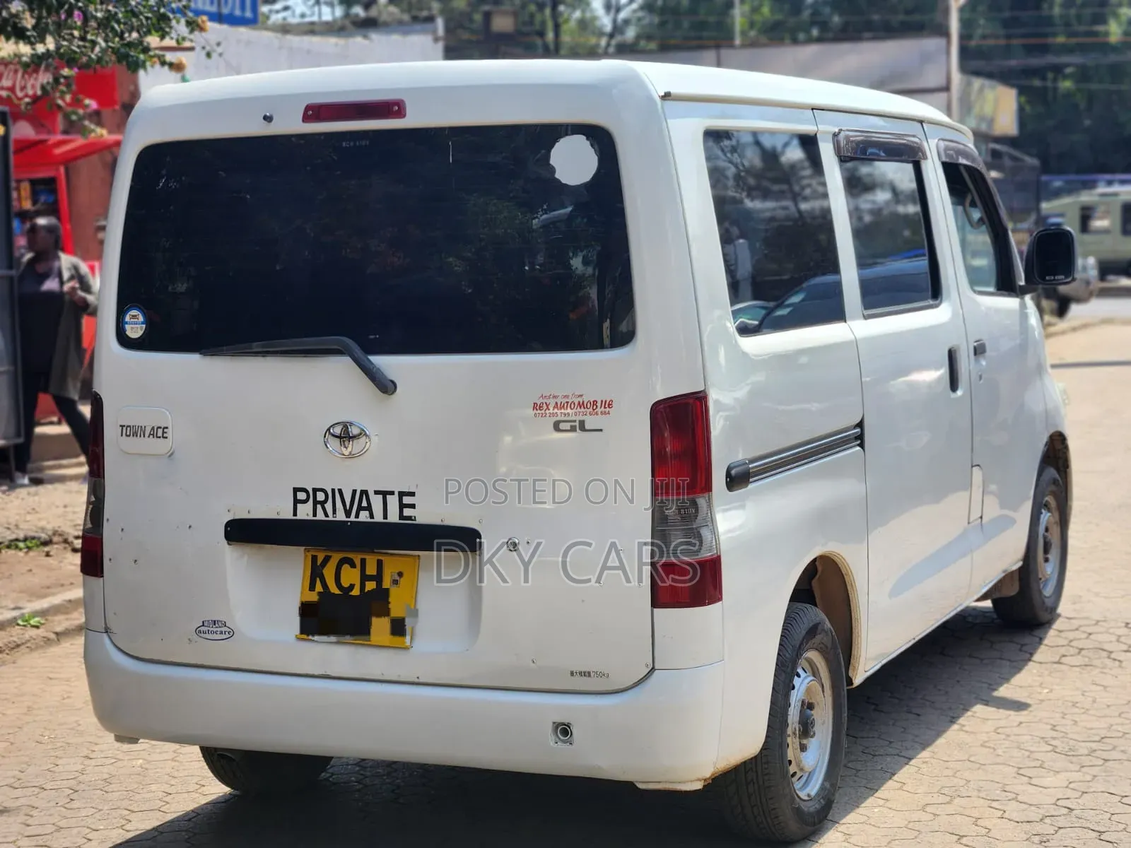 Toyota TownAce 2011 White