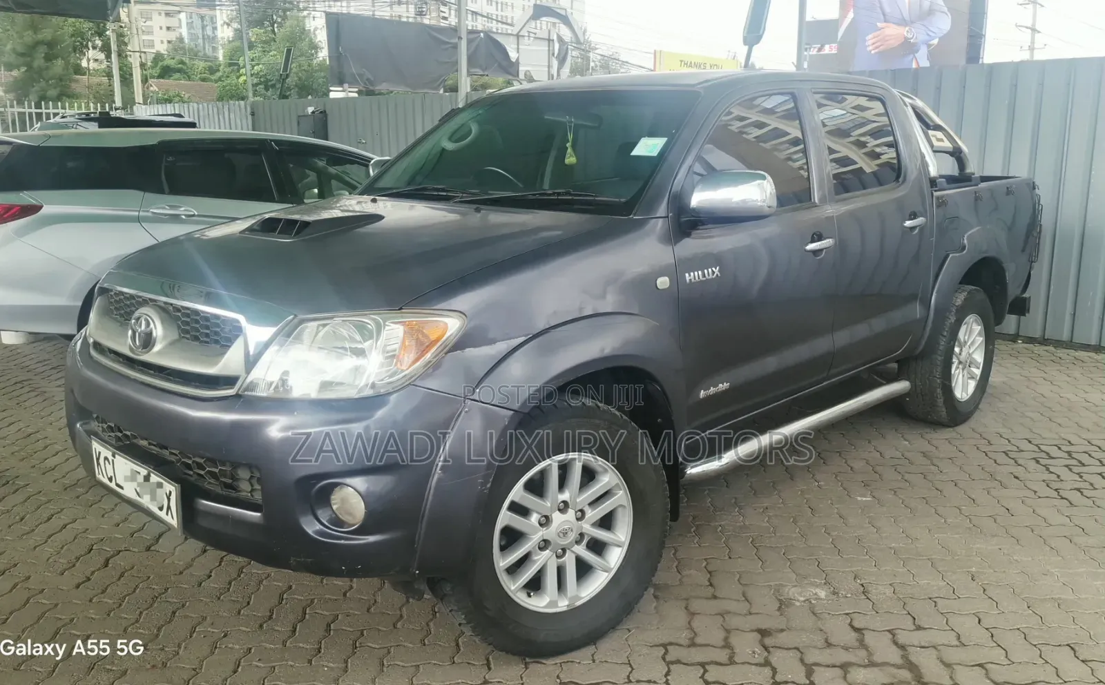 Toyota Hilux 2010 Gray