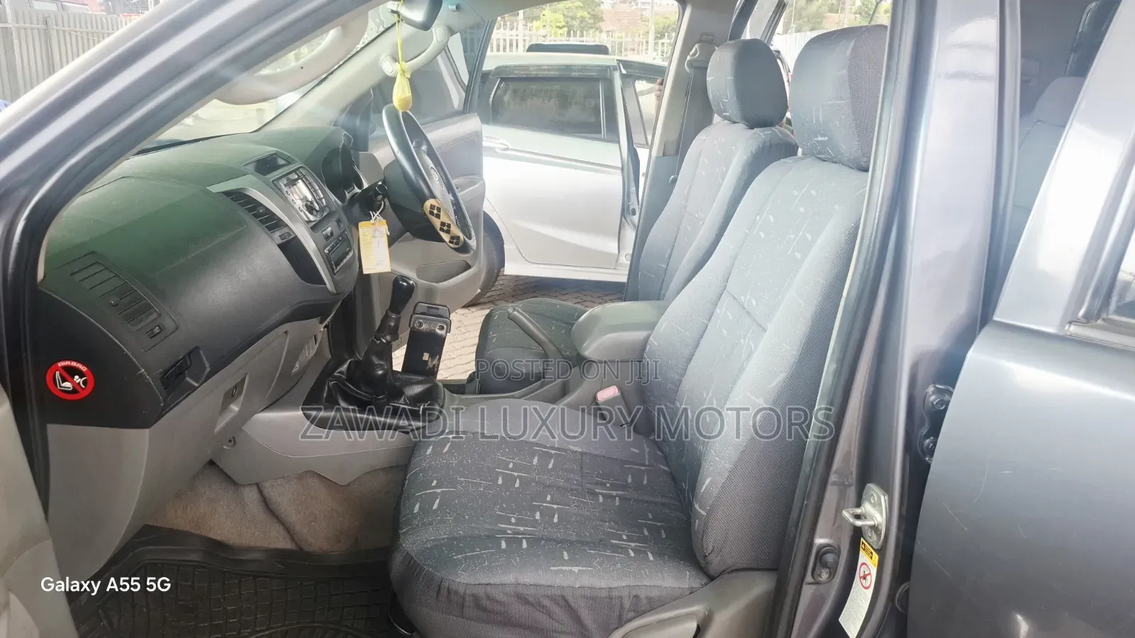 Toyota Hilux 2010 Gray