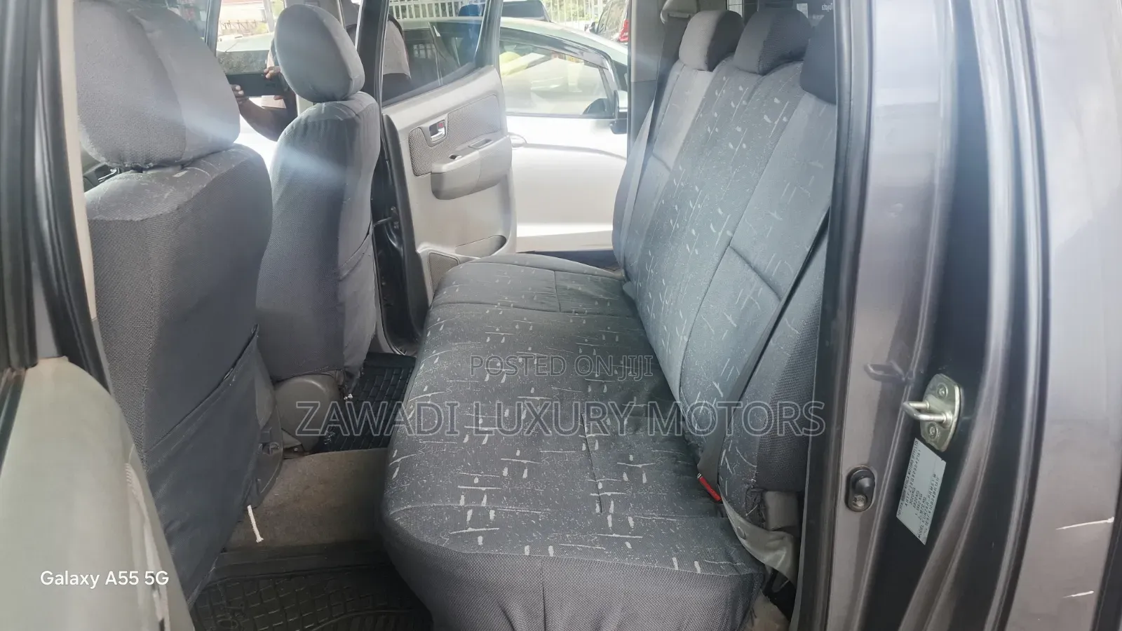 Toyota Hilux 2010 Gray
