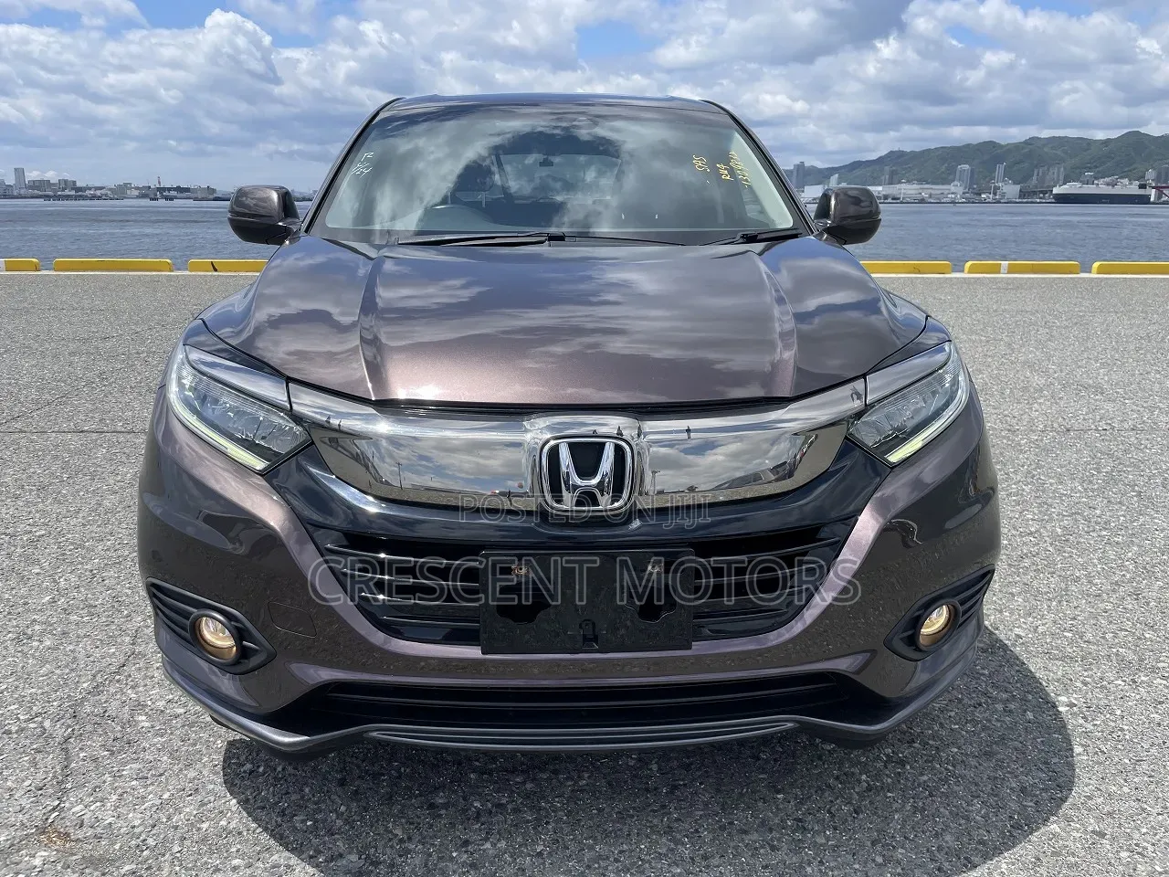 Honda Vezel 2020 Maroon