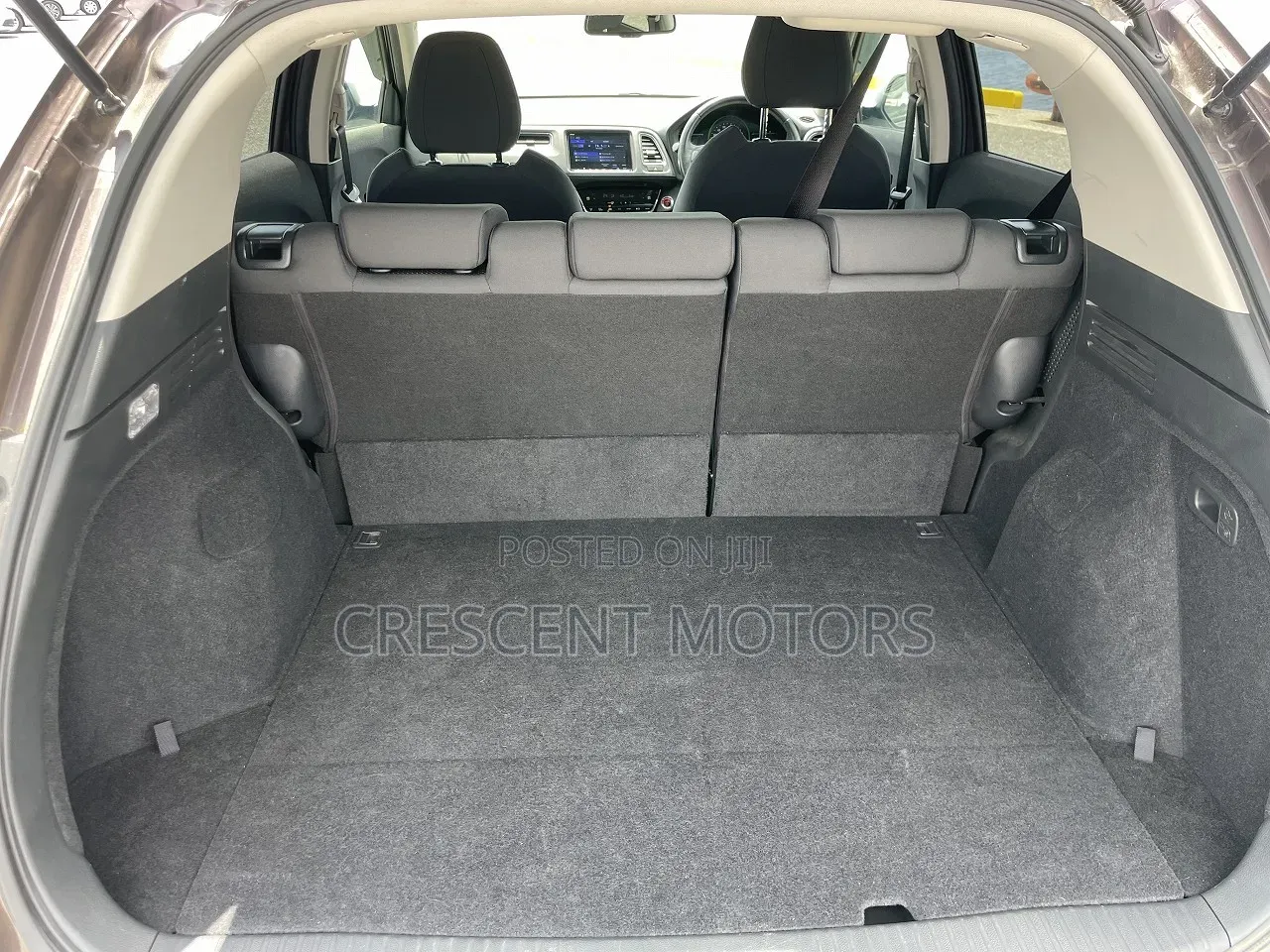 Honda Vezel 2020 Maroon