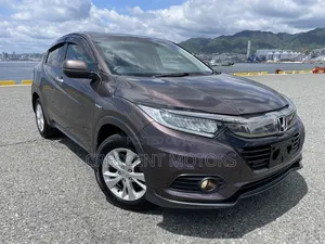 Honda Vezel 2020 Maroon