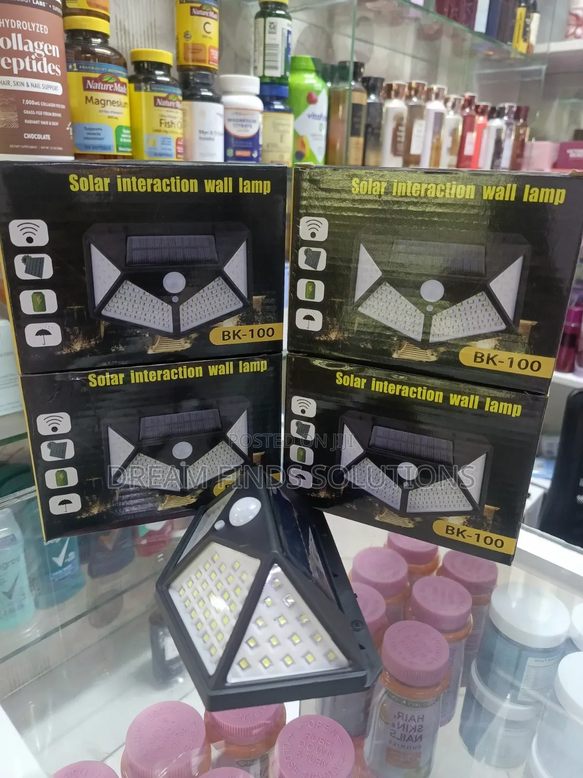 4 PCSBK-100 Outdoor Solar Wall Lamp 100 Led Motion Sensor Light