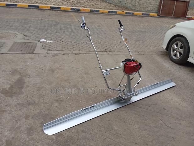 Masalta Floor Screed With Honda Gx35 Engine